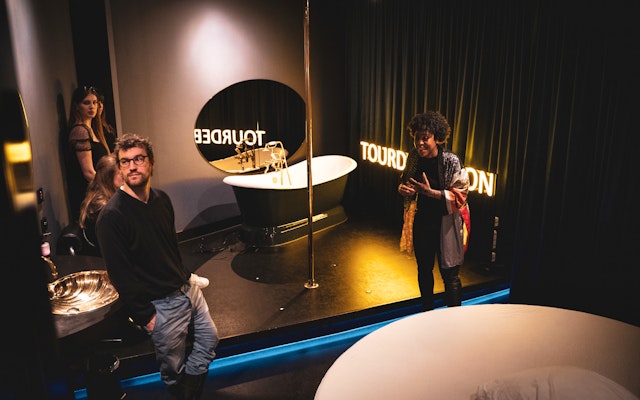  Ontdek met 2 personen Amsterdam's Best Kept Secret - Tour de BonTon!